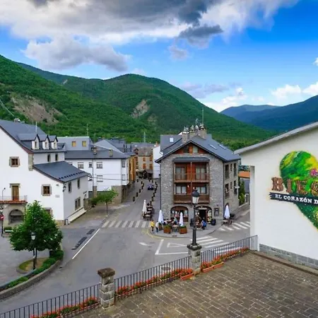 Domek alpejski Casa Rustica Familiar En Pirineos *