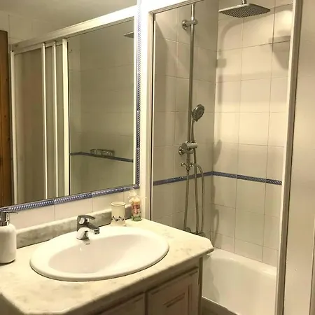 Casa Rustica Familiar En Pirineos *