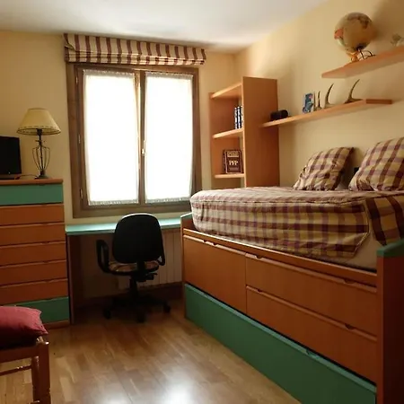 Casa Rustica Familiar En Pirineos *