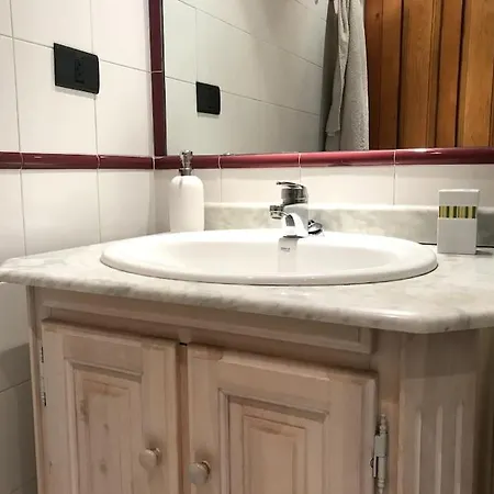 Casa Rustica Familiar En Pirineos シャレー