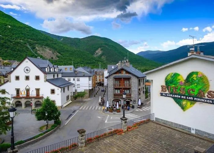 シャレー Casa Rustica Familiar En Pirineos *